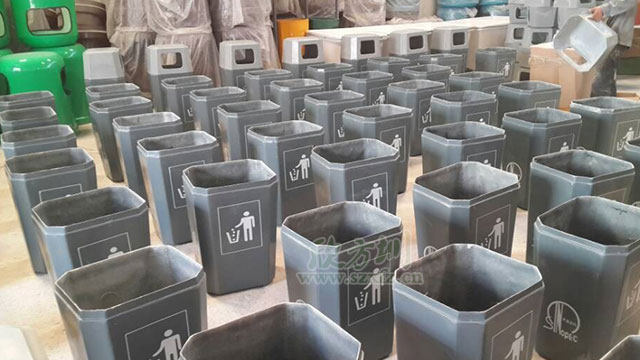 廠區(qū)玻璃鋼垃圾桶