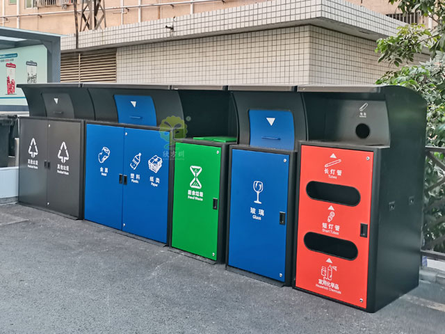 深圳小區垃圾收集點密閉大垃圾箱