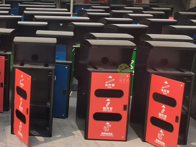 深圳小區垃圾收集點密閉大垃圾箱